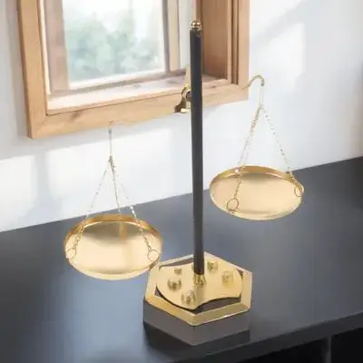

Metal Balance Scale Table Decoration Vintage Desktop Art Scale Libra Home Office Centerpiece Table Decor Metal Balance Decor