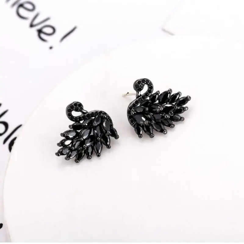 Elegant Rhinestone Black Swan Earrings For Women Korean Fashion Zircon Swan Bird Animal Earrings Lady Party Jewelry Girls Gifts