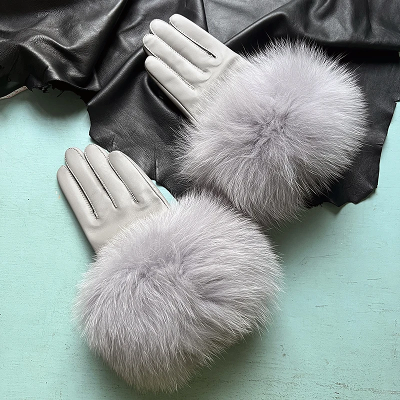 Real sheepskin gloves for men and women Gray fox fur Velvet lining Keep warm in autumn and winter