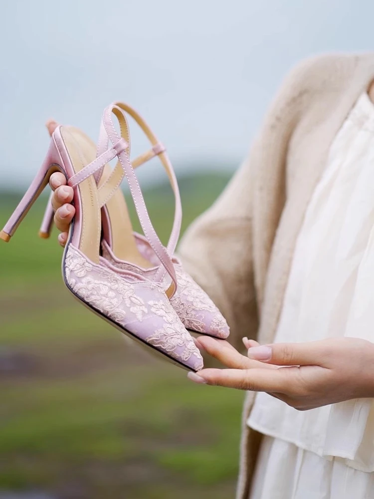 Flat stiletto heels spring and summer new pointed toe shallow lace mesh banquet large size small size wide version women sandals view 3
