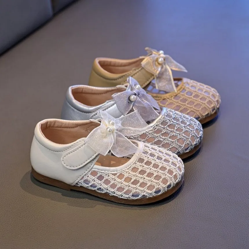 

Children's breathable and soft flat shoes 2026 spring/summer new style bow tie lacing with pearl design rubber sole casual shoes