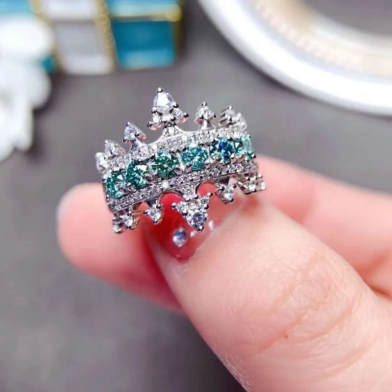 

Classic Green Moissan Diamond Ring S925 Sterling Silver Inlaid Luxury Ring Sales with Free Shipping Clearance Sale