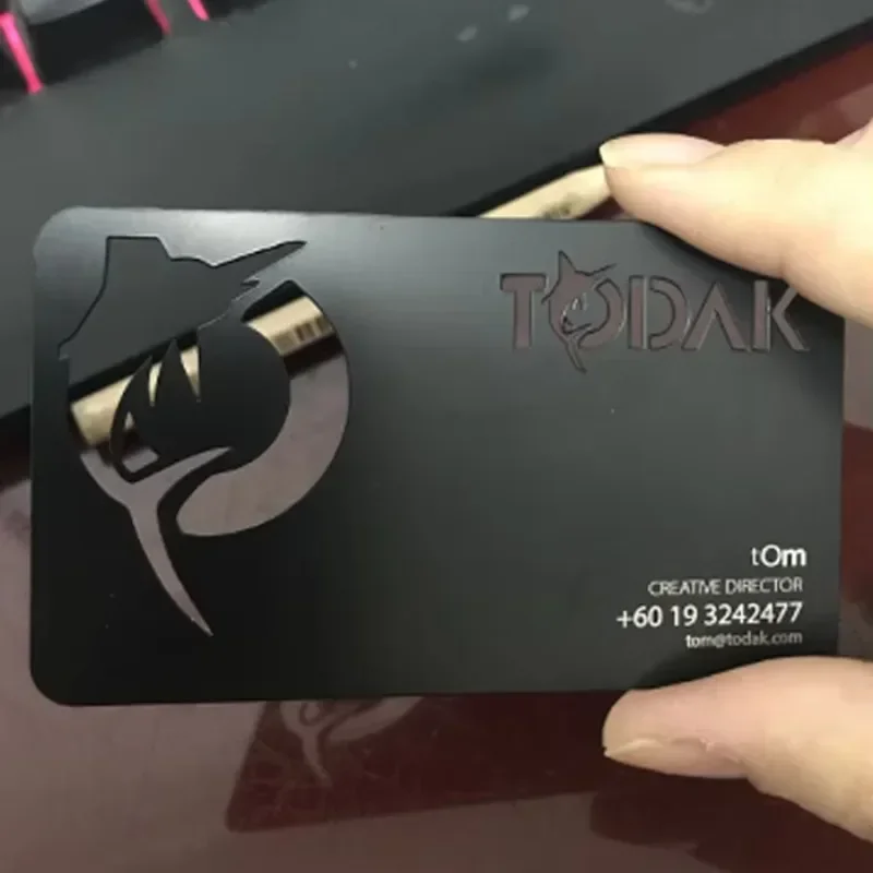 

VIP-челенство на заказ Золотая карточка Алюминиевая табличка Металлическая визитная карточка