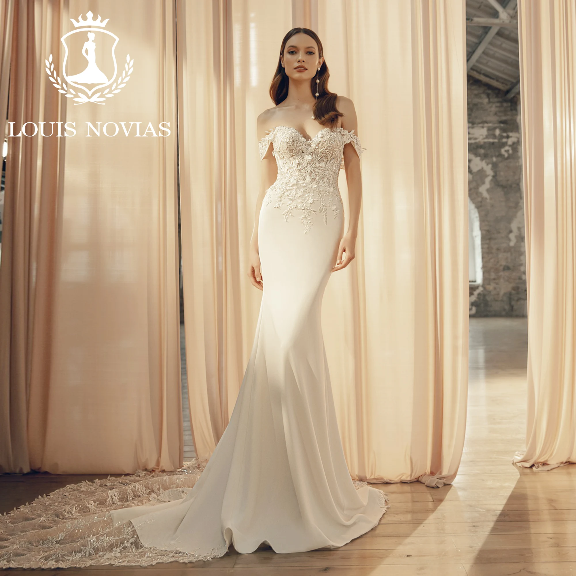 

LOUIS NOVIAS Mermaid Satin Wedding Dress Sexy Off the Shoulder Sweetheart Appliques Sequined Lace Wedding Gown Vestidos De Novia