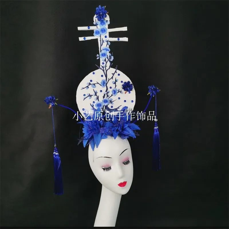 

style blue and white porcelain plum blossom pipa model stage performance competition headwear cheongsam runway makeup st