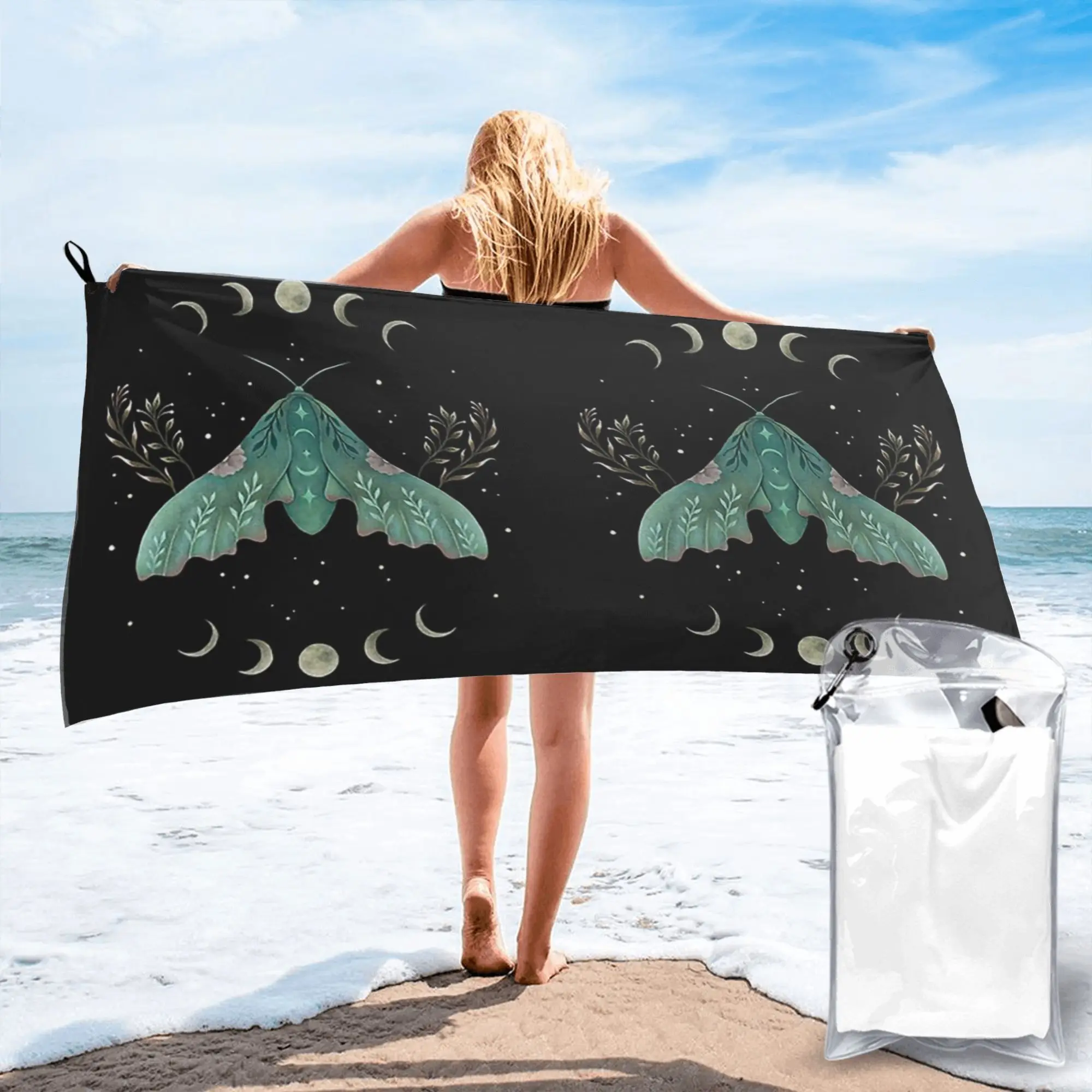 Luna and Moth Beach Towel Soft Microfiber Quick Dry Absorbent Quick Towels For Yoga