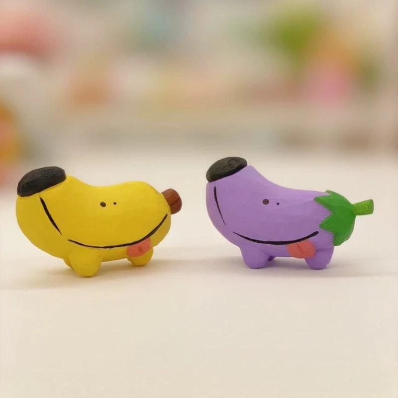 Creative Handmade Wooden Carved Mango Dog Eggplant Dog Figurine Cute Desk Office Decor Wood Animal Ornament Unique Friends Gift