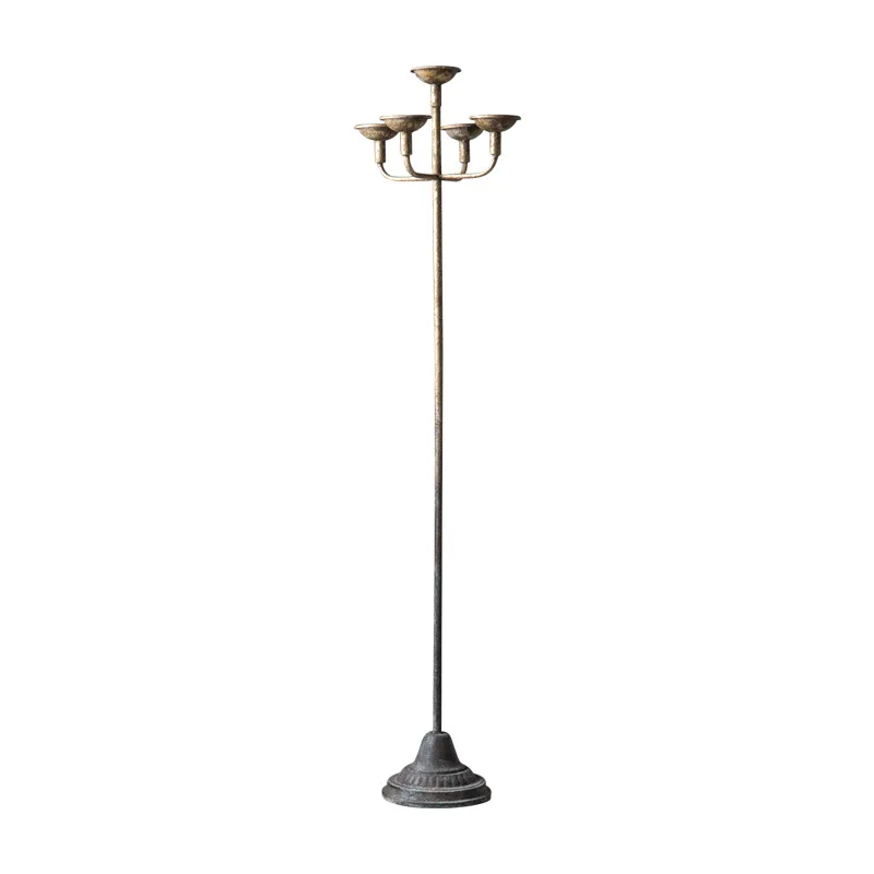 

American retro, floor-to-ceiling candlestick living room, creative old wrought iron decoration
