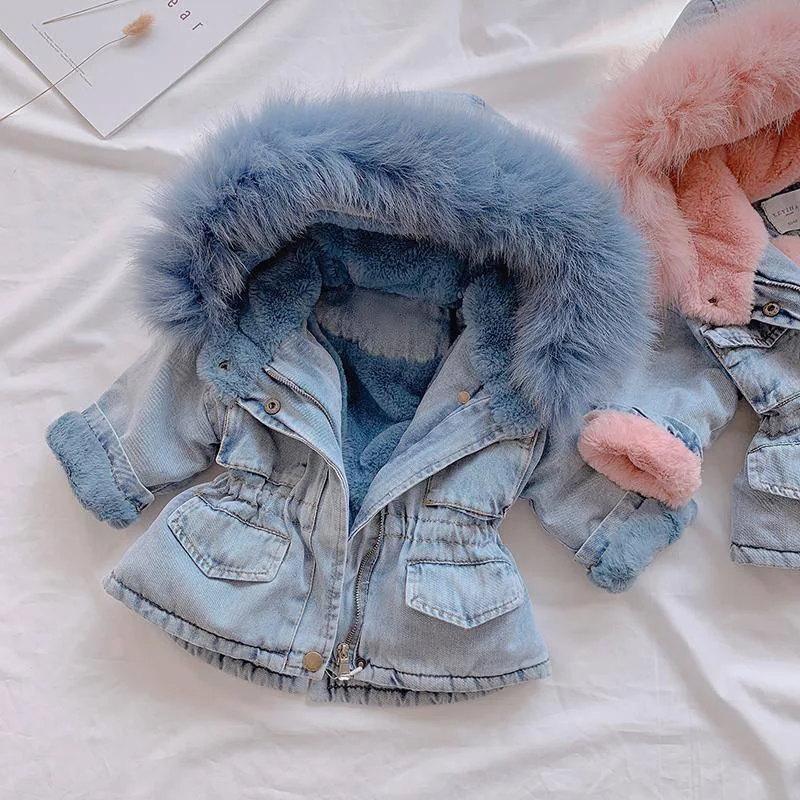 

Winter girls' coats: children Korean-style thickened and fleece denim jackets, and coat with large fur collars