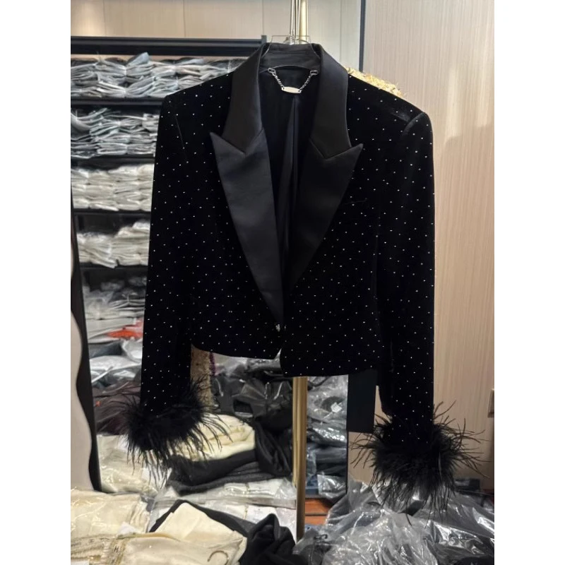 

Винтажная укороченная бархатная куртка, женское элегантное черное пальто с бриллиантами, осеннее корейское пальто из искусственного меха в стиле пэчворк, дизайн с длинными рукавами, верхняя одежда