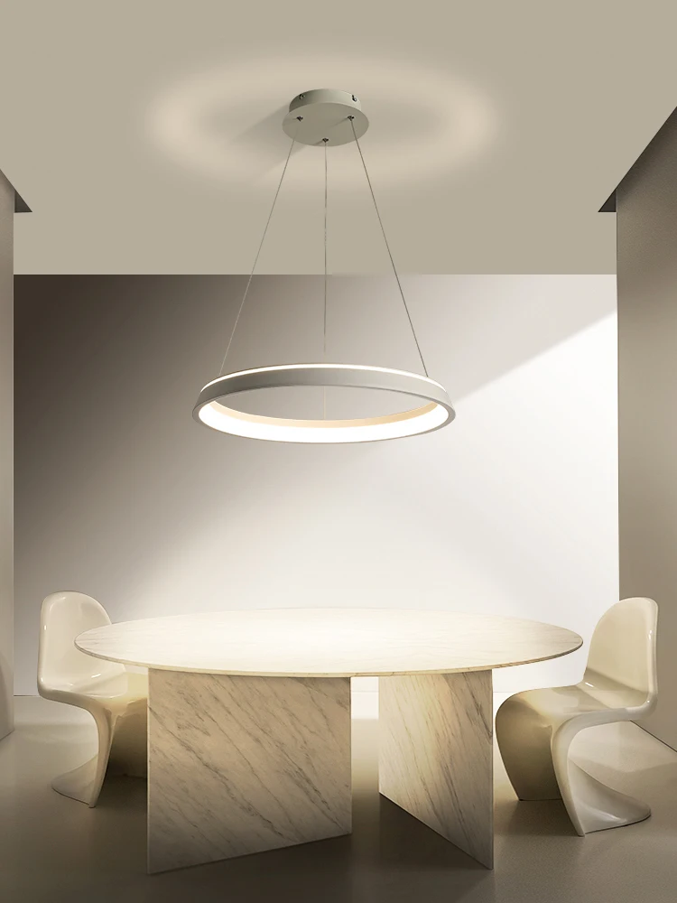 Simples Rodada LED Pendant Light, Controle Remoto Lâmpada Decoração, Preto e branco, Adequado para Sala de Jantar, Quarto, Cozinha, Sala de estar