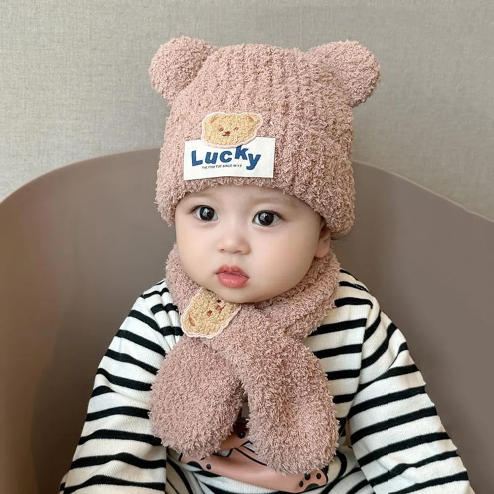 Kinder Bär Plüsch Schal Integrierte Mütze Herbst und Winter Baby Mütze Zweiteiliges Set mit samtwarmer Gehörschutzmütze