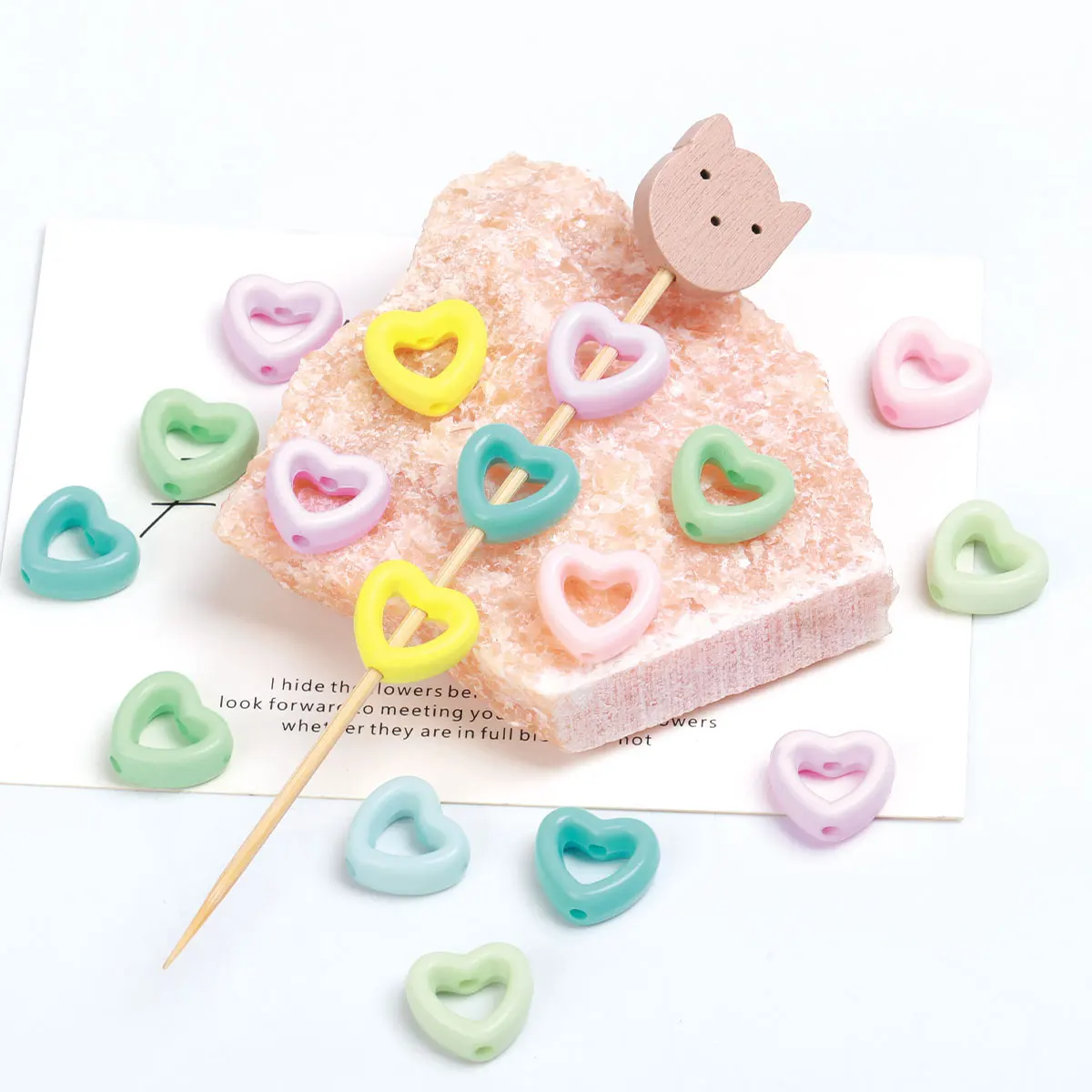 70pcs/140pcs Random Color Hollowed-out heart Acrylic Beads For Jewelry Making Loose Spacer Beads DIY Handmde Crafts