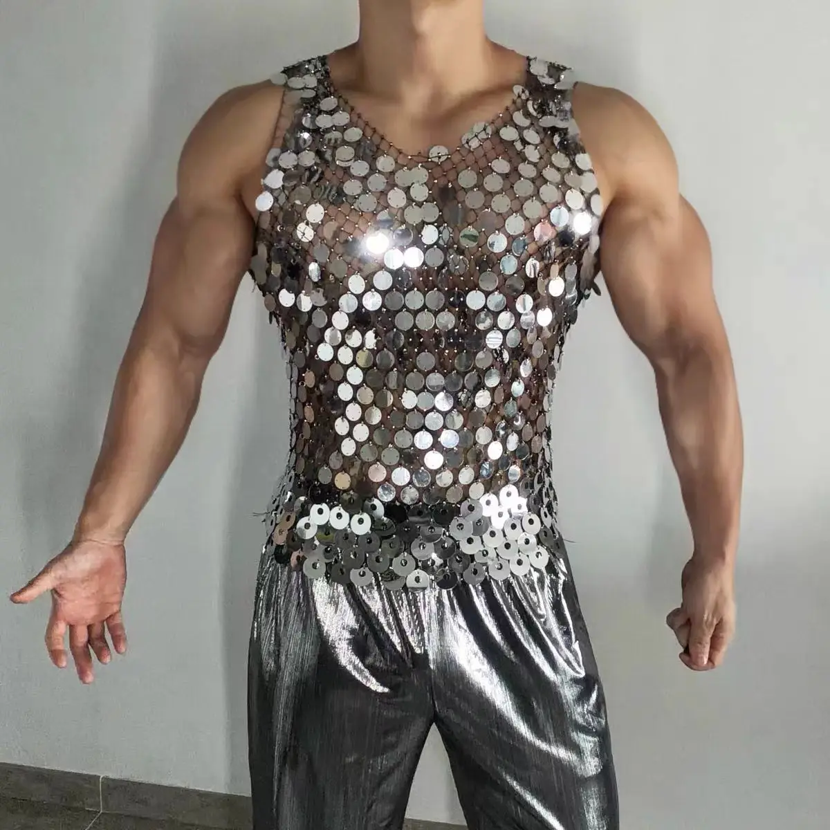 

Блестящий ажурный жилет с блестками, новая мода, мужской сексуальный прозрачный сетчатый топ, вечерние, певица, танцовщица, шоу, одежда для выступлений