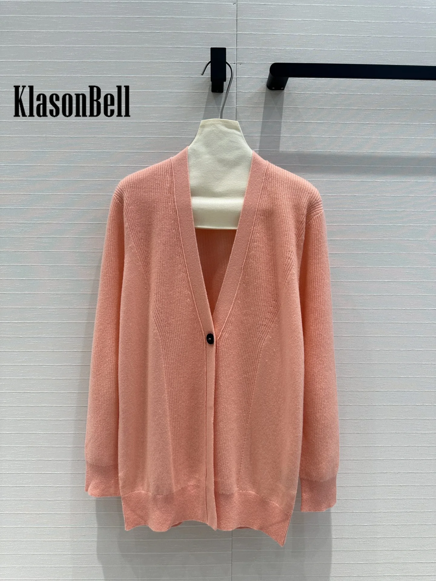 7.11 KlasonBell Women Classic V-Neck Cashmere Knit Single Button Cardigan Soft Comfortable Mid-Length Long Sleeve Outerwear