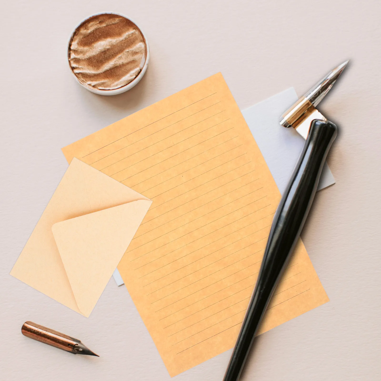 1Set Elegant Vintage Stationery Set Lined Writing Paper Kraft Envelopes Wax Seal Stamp for Romantic Letters Business