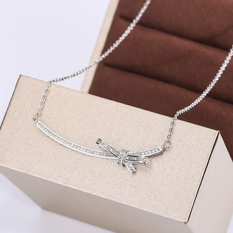 

Sweet Bow Smile Face Necklace for Women Delicate Gold Color Cute Trendy Jewelry Dainty Valentine's Day Birthday Christmas Gift