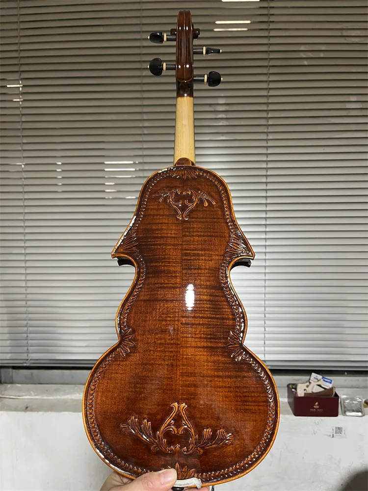 Special Antique Bar…