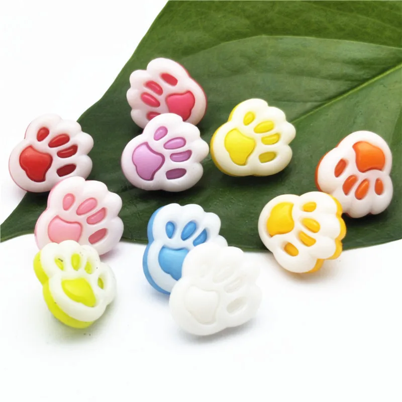 100 Pcs Cute Paw Print Buttons Mixed Color Plastic Cartoon Children Sewing Cloth Button For Handmade Scrapbooking Crafts DIY