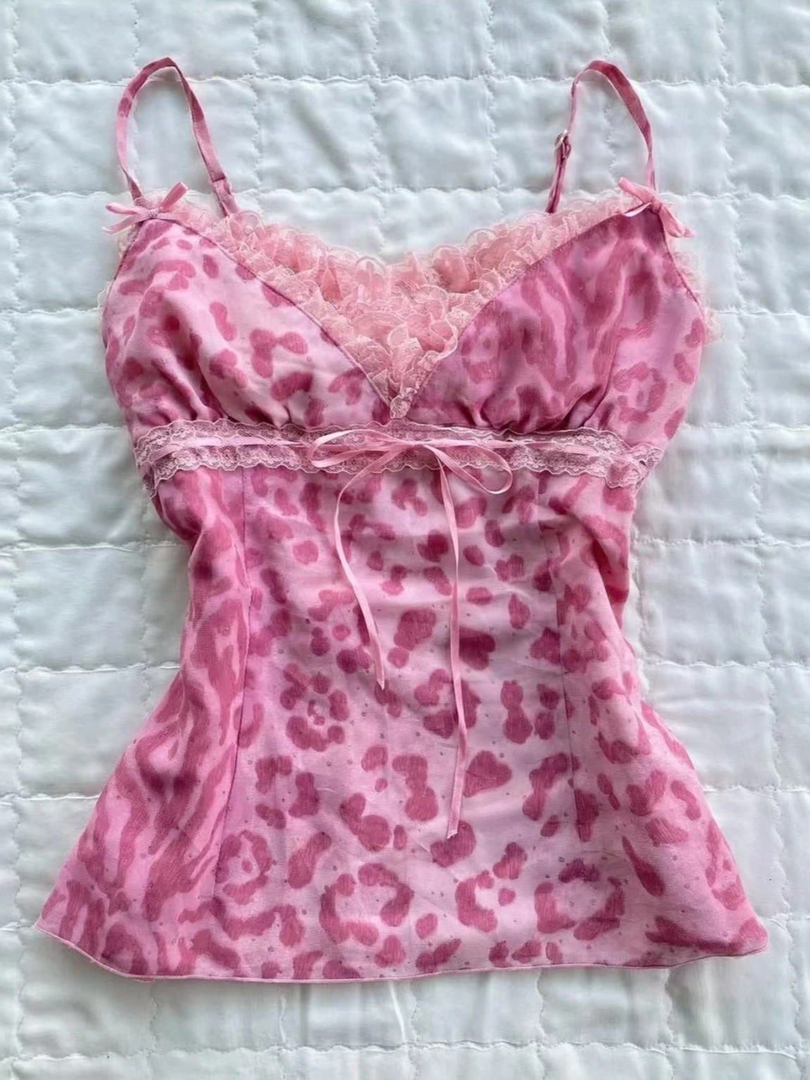 Women Retro Y2K Coquette Cami Tank Top, Pink Leopard Print Lace Bow VNeck Sleeveless Slim‑Fit Sweet Casual Party Streetwear Tops