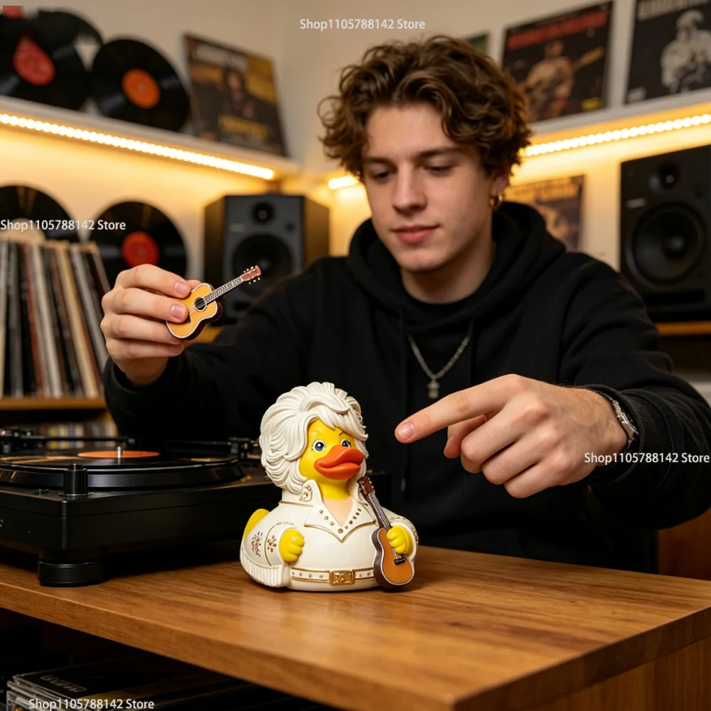 Resin Duck Ornament Renowned Singer Dolly, Home Decor Resin Ornaments Collectible Duck Statue Unique Gift For Party Favors