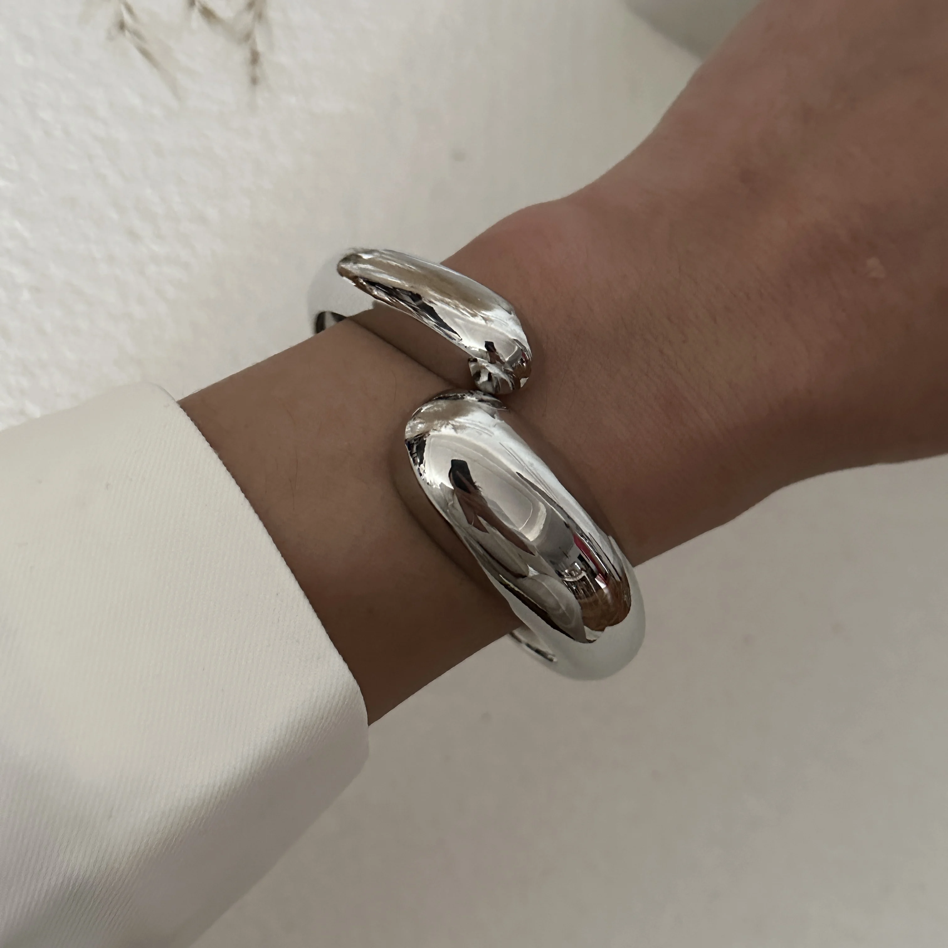 Punk Gold Color Chunky Geometric Cuff Bangles for Women Men Vintage Metal Wide Spring Bracelet Hip Hop Jewelry Gifts Pulsera