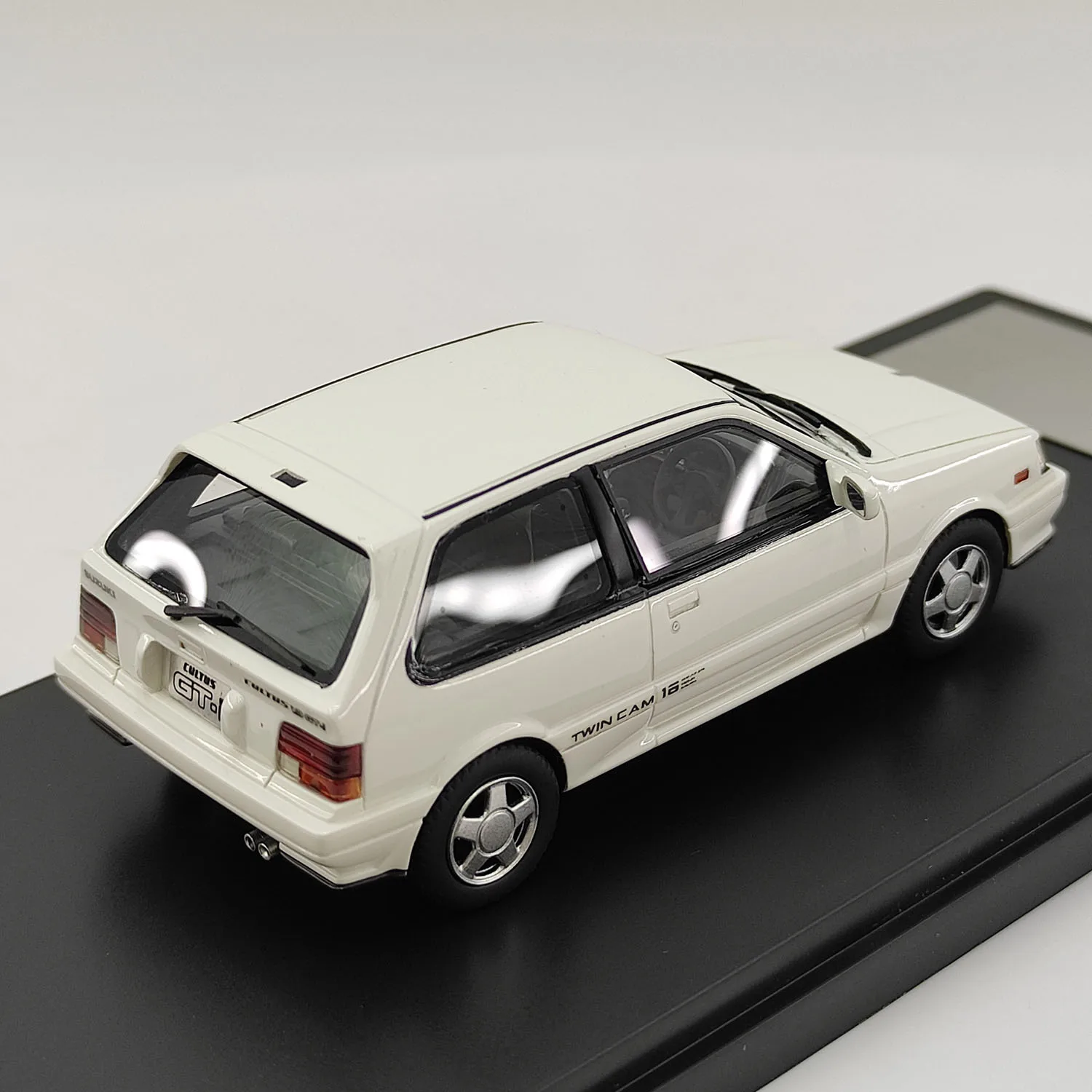 Hi-Story 1:43 Scale Suzuki CULTUS 1300 GT-i 1987 Resin Car Model