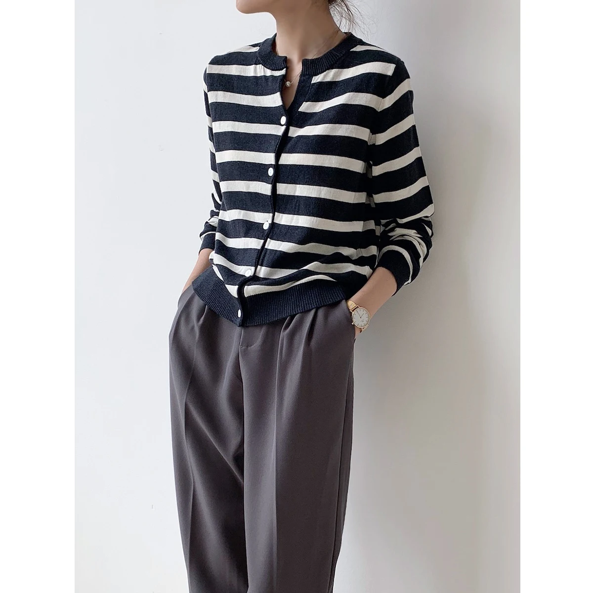 

Slim Fit Striped Knitted Open Cardigan Women's Faion Simple Sle Long Sve Regular Length Autumn New Arrival JANE2020