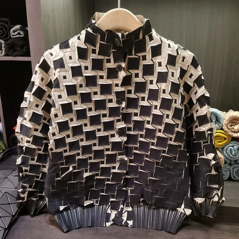 Miyake Pleated Jacket Plisse Womens Fall 2026 New 3D Pleated Color-Block Print Coating Casual Loose Fitting Commuter Long Sleeve
