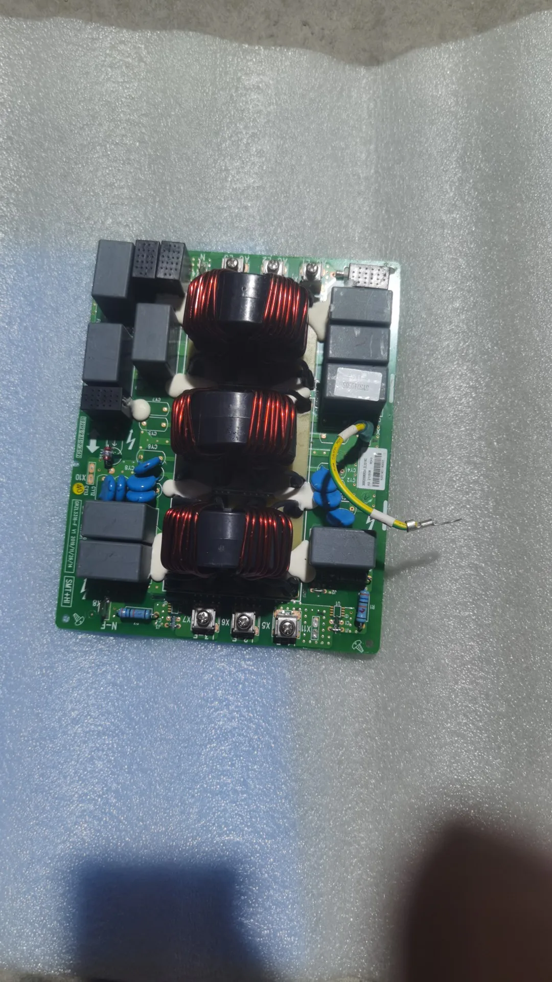 

Suitable for Gree central air conditioner 10-horse power supply filter board
