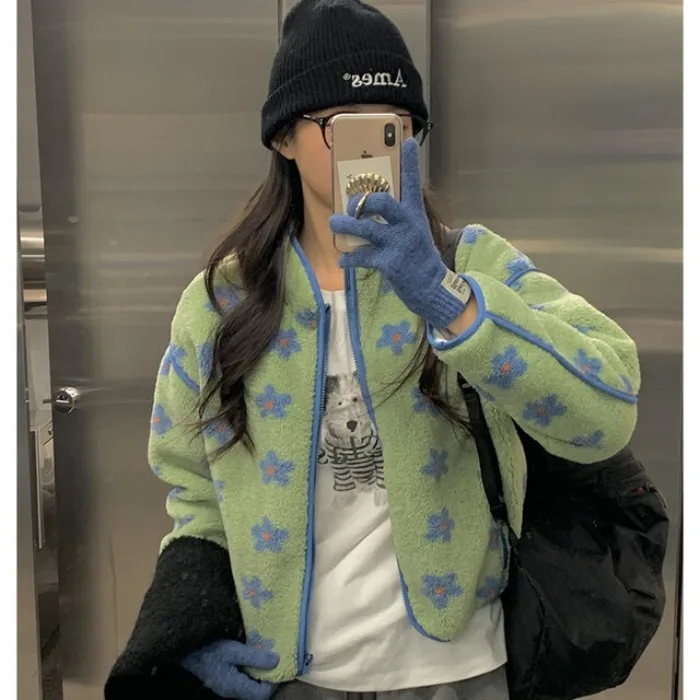 

Adorable Blue Flower Lamb Fur Coat Warmth Retro Anti Aging Cute Plu Outerwear Korean Sle Regular Fit Women's Sweater