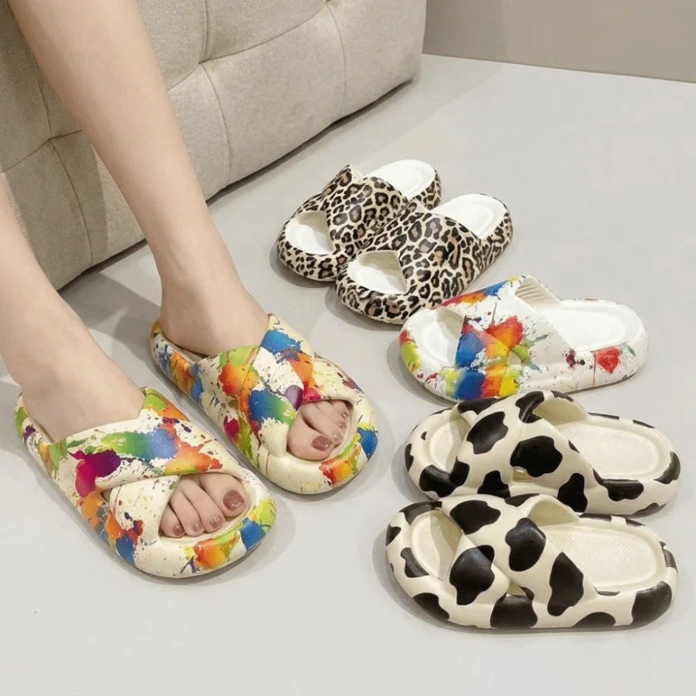 

Cross Graffiti Women's Slippers Non-Slip Soft Sole Platform Slippers Lightweight Versatile Designer Shoes Everyday Outfits