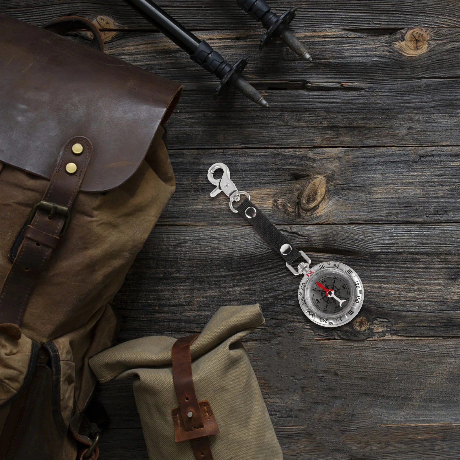 

Outdoor Compass Keychain Vintage Zinc Alloy Durable Portable Mini Compass Key Ring Hiking Outdoor Survival Accessory