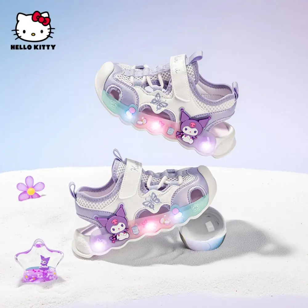 

Kuromi/Новые светодиодные сандалии Sanrio для девочек, сандалии с защитой от ударов, летние детские студенческие спортивные сандалии с героями мультфильмов, пляжная обувь