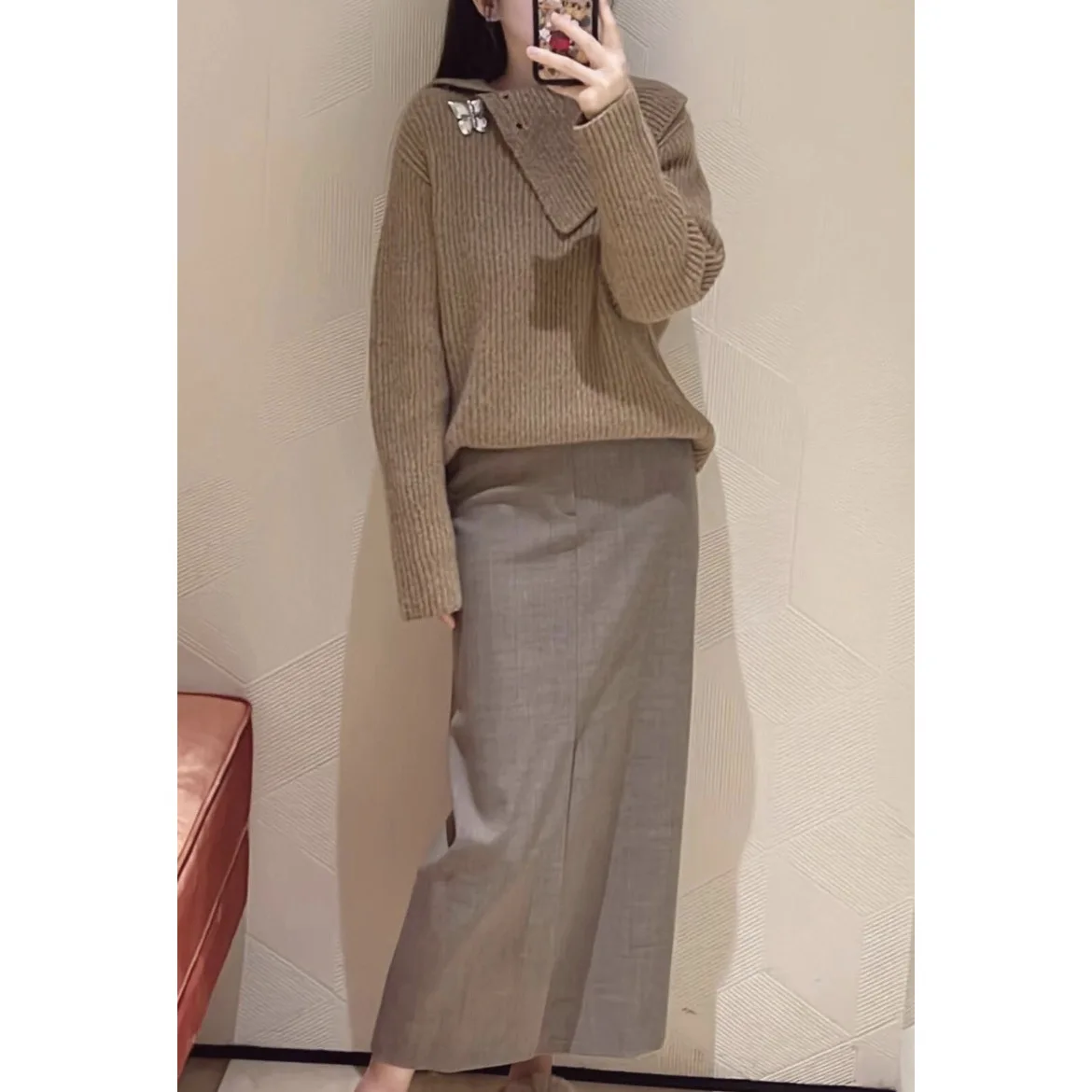 Large lapel collar double border knitted sweater women's autumn and winter new product asymmetrical collar thick loose sweater