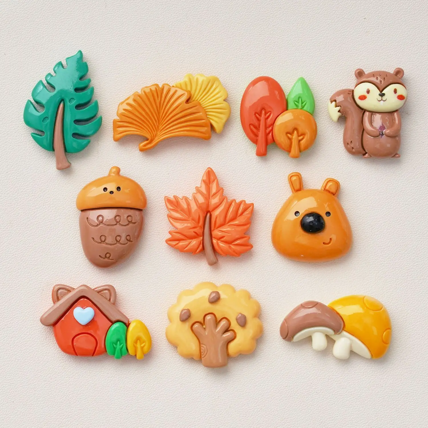 100pcs Cute Autumn Squirrel Mushroom Bee Honey Pot Flatback Resin Cabochon DIY for Hairpin Keychain Earrings Scrapbook Decor