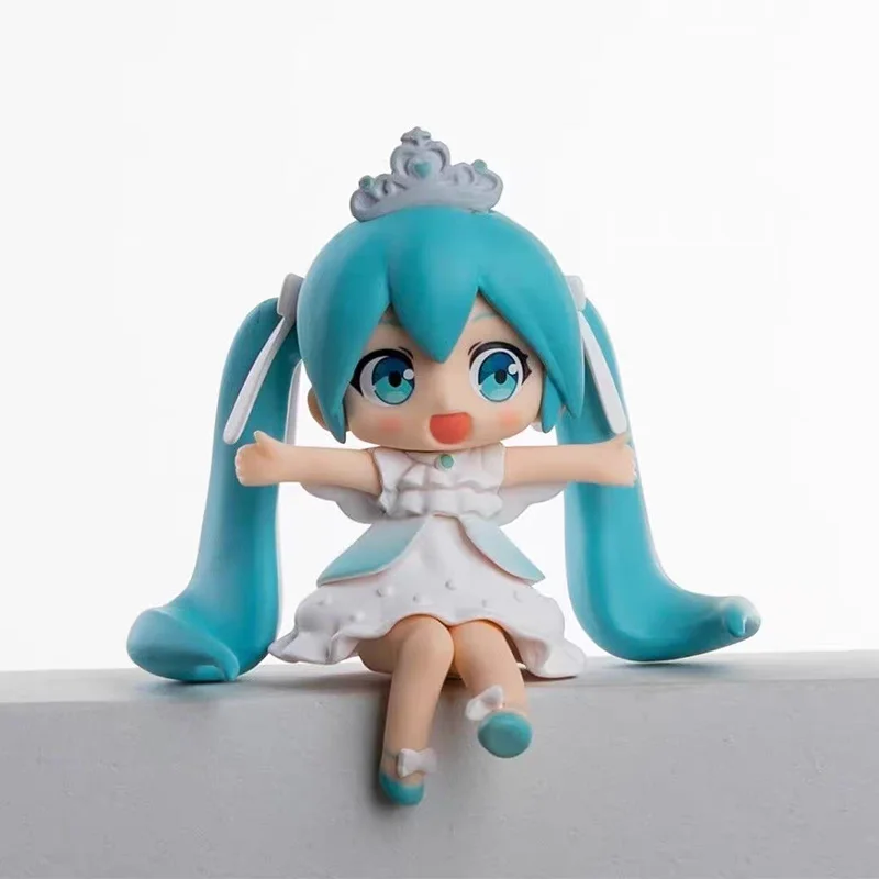 Q Mini Kawaii Prayer Pose Hug Big Eyes Хацунэ Мику Ангел Принцесса Gk Кукла Аниме Фигурка Красивые Девушки ПВХ Кукла Детские Игрушки Подарки