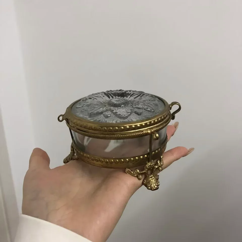 Vintage Handmade Brass Edge Glass Round Flower Jewelry Box Small Oval Basket Storage Tray Classical European Storage Decoration