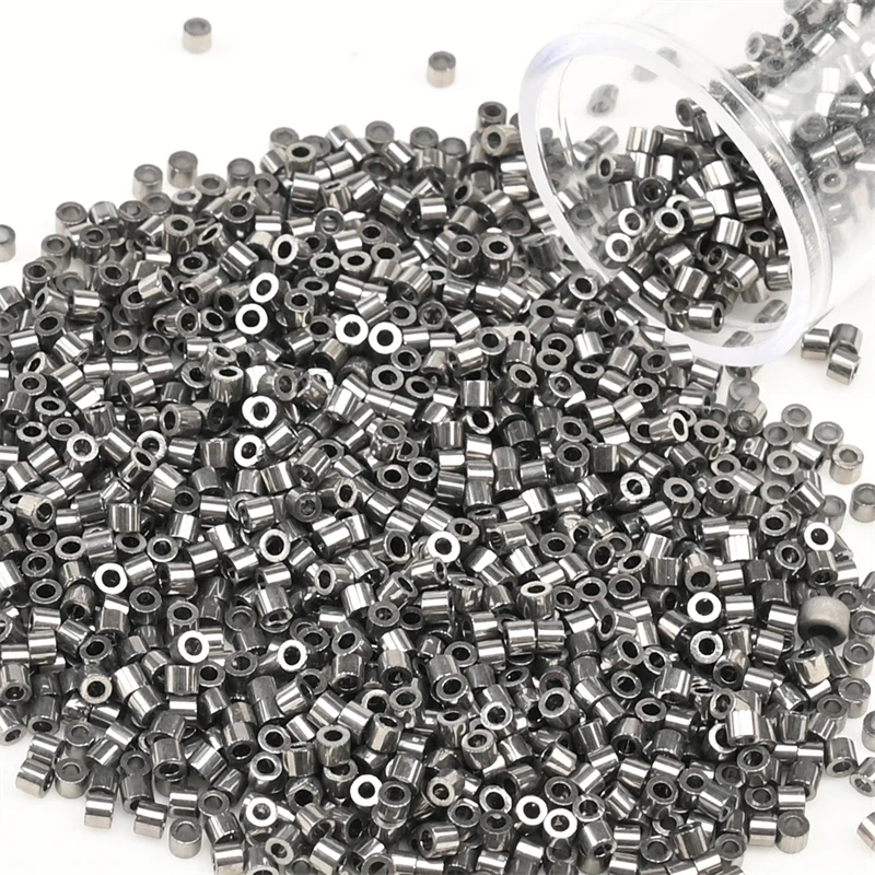 2000 Stück 11/0 Metallic Farbe Japan Glasperlen Bunte kleine Charm Perlen für Schmuckherstellung DIY Armband Handarbeit Nähen