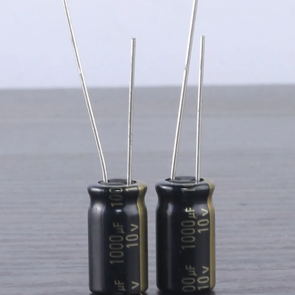 50pcs Panasonic FL 1000mfd 10V 1000UF 8X15mm electrolytic capacitor 105℃