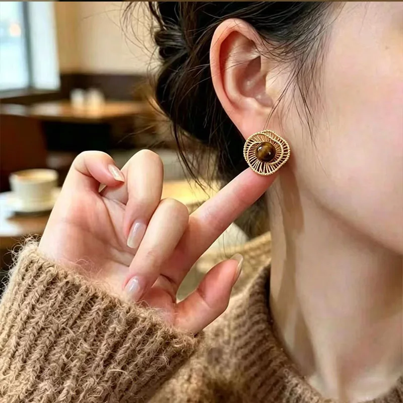 Absolutely stunning Retro Fashion New model Personality Creativity Maurade Tiger Eye Stone Recessed design Flower Alloy Earrings