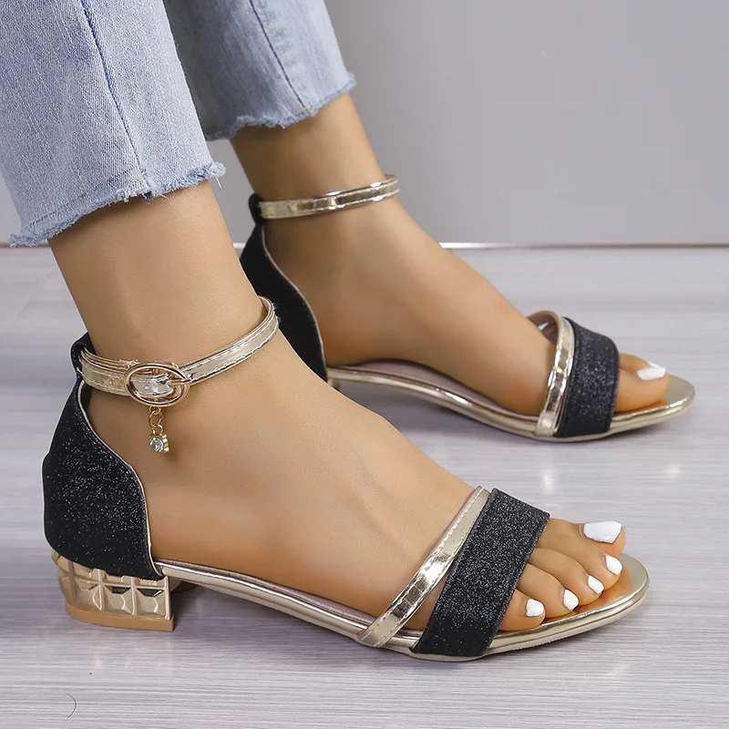 Moda feminina sapatos 2024 sandálias de salto fechado fivela cinta terno feminino bege tamanho grande bling dedo do pé aberto luxo baixo novo blac