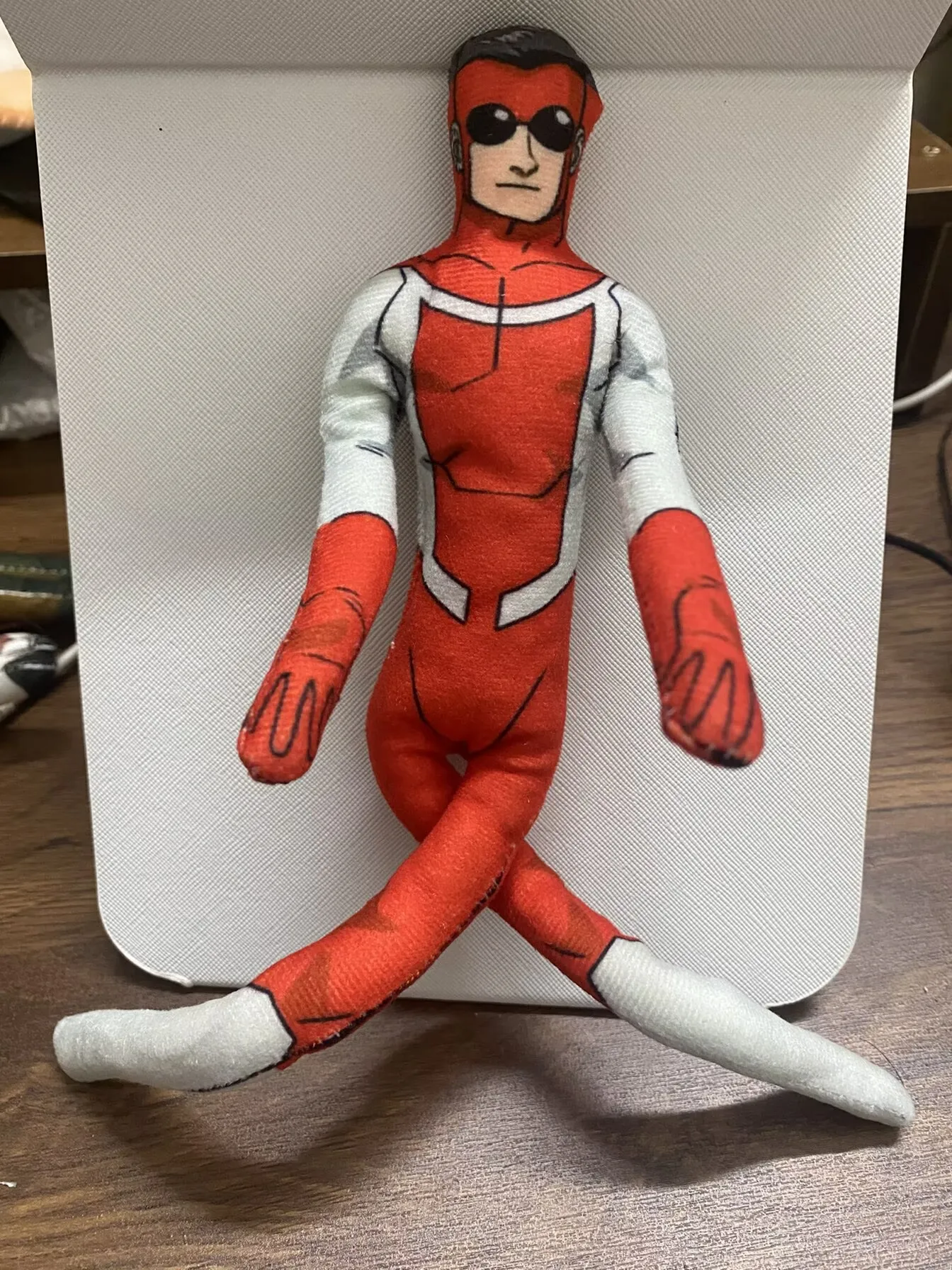 28cm Invincible Omni-Man Mark Grayson Stuffed Doll Detachable Movable Limbs Wire Skeleton Action Figure Plush Mouse Room Decor - view 2
