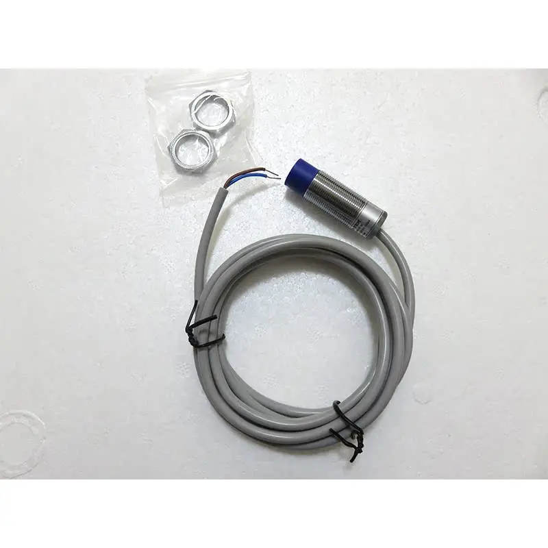 

Sensor IM12B-04-DO Revolving Door IM12B-04-DC Metal Proximity Switch