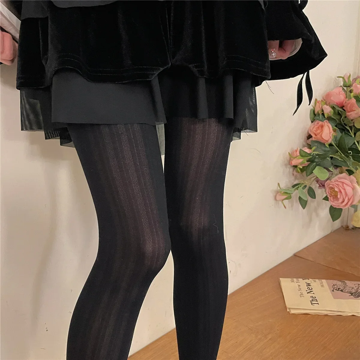 

Girls White Black Tights Pantyhose JK Lolita Thigh High Stockings Pantyhose Lingerie Sexy Striped Body Stocking Pantyhose Tights