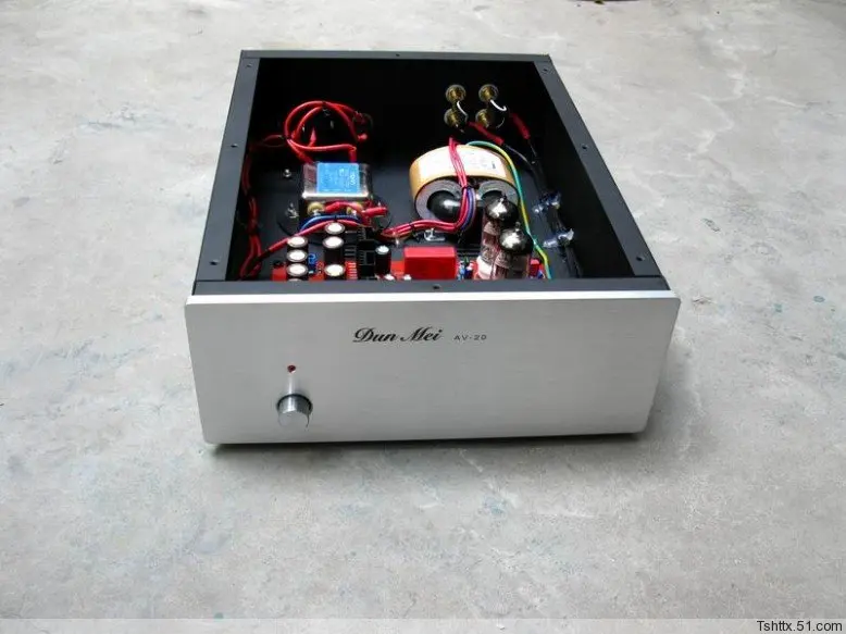 

Refer X-10D circuit buffer (independent power filter) finished machine.Frequency response: 10HZ-100KHZ