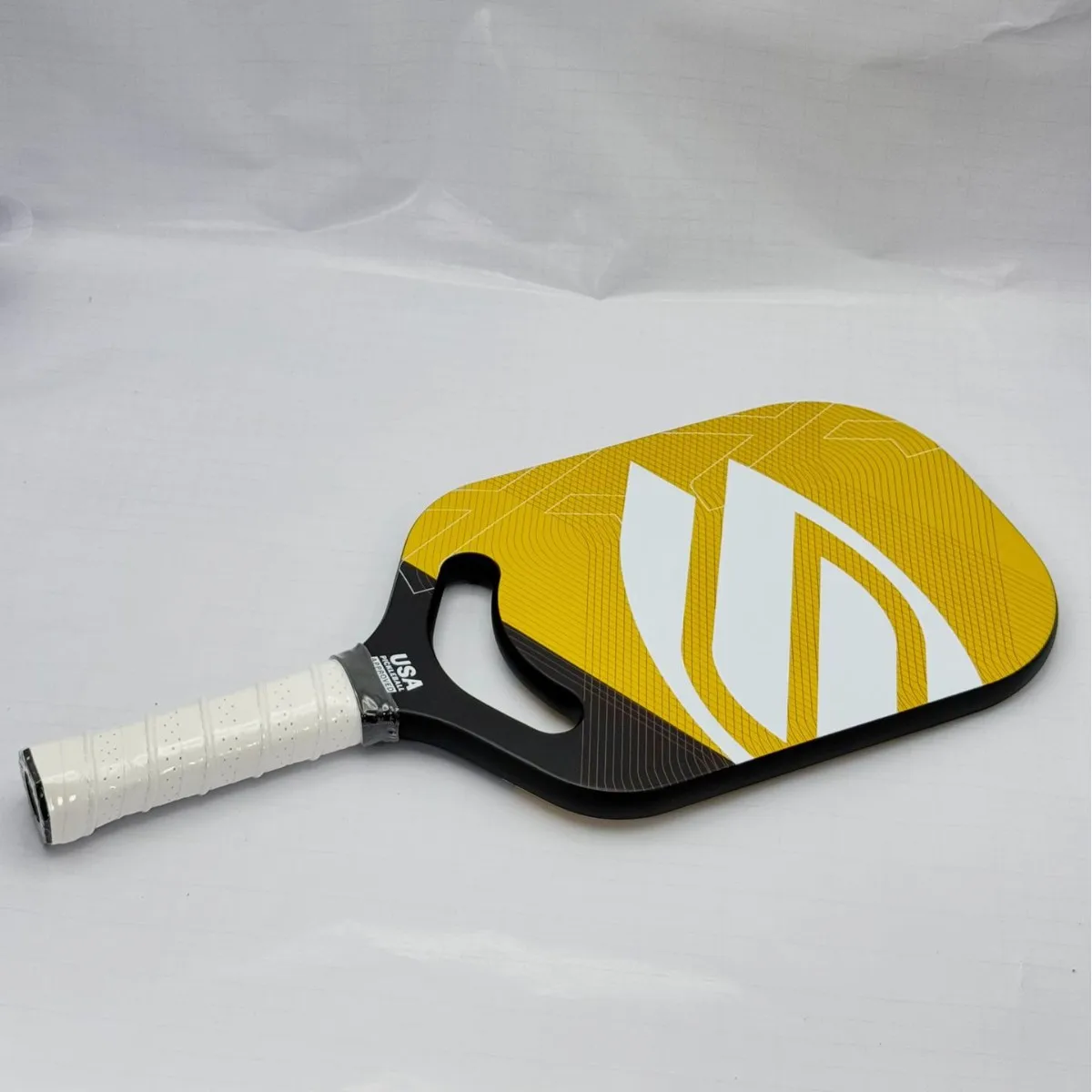 

16MM Pickleball Paddle Carbon Fiber Friction Surface Honeycomb Core Increased Power & Feel USAPA Carbon Fiber Integrated Paddle