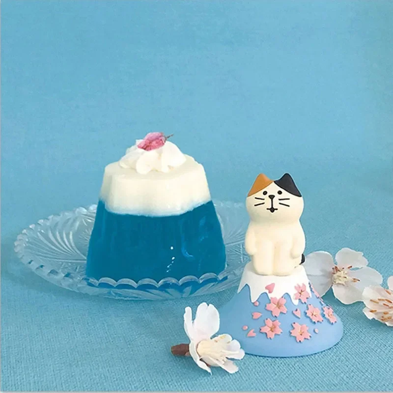 Flower Appreciation Series Scene Photo Cat Blue Dress Cat Action Figures Miniature Ornaments Accessories Car Interior Desktop