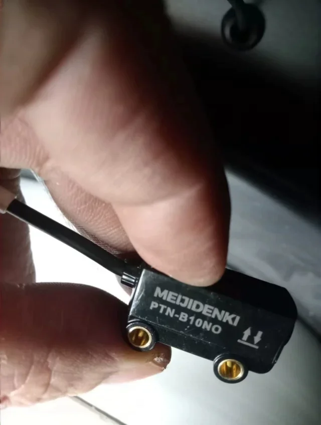 PTN-B10NO مستشعر التبديل الكهروضوئي الأصلي الجديد