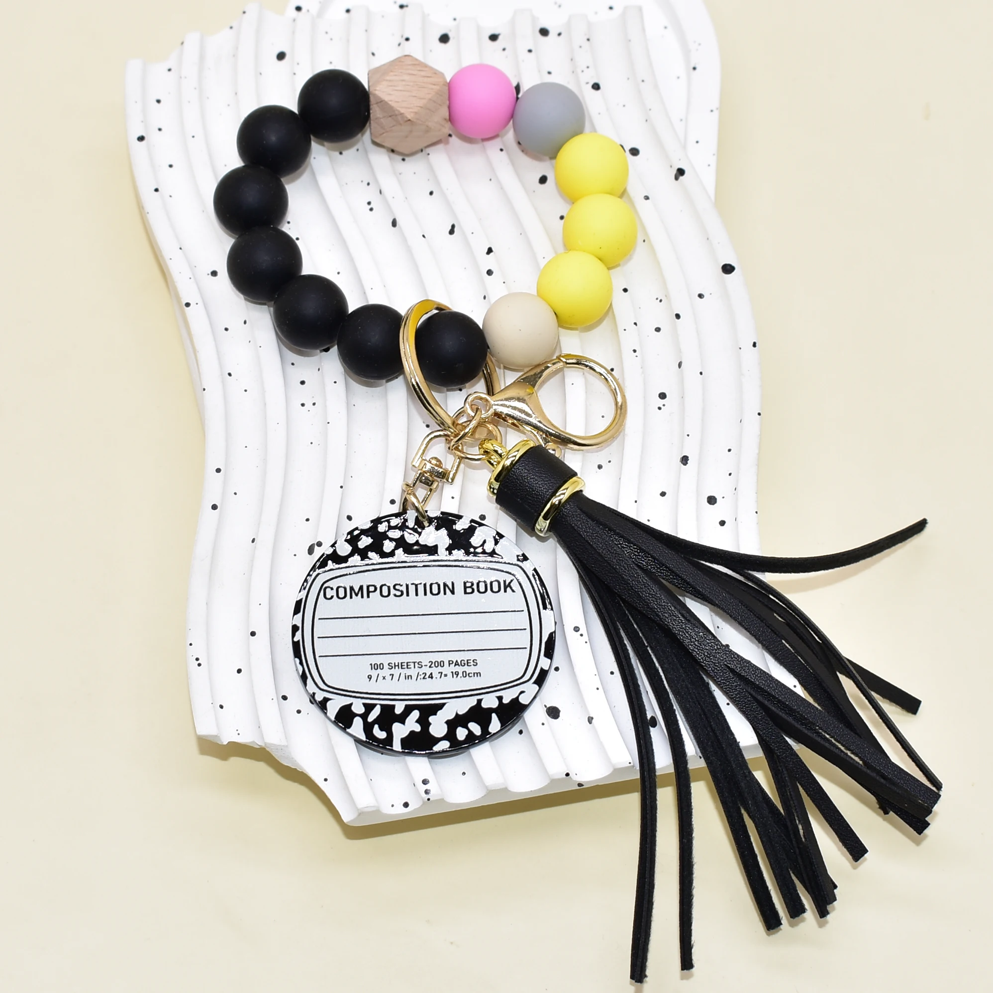 Teacher Gifts Idea S​ilicone Beads Pencil Colors Bangle Keychain Design With Big Acrylic Pencil Black Composition Charms